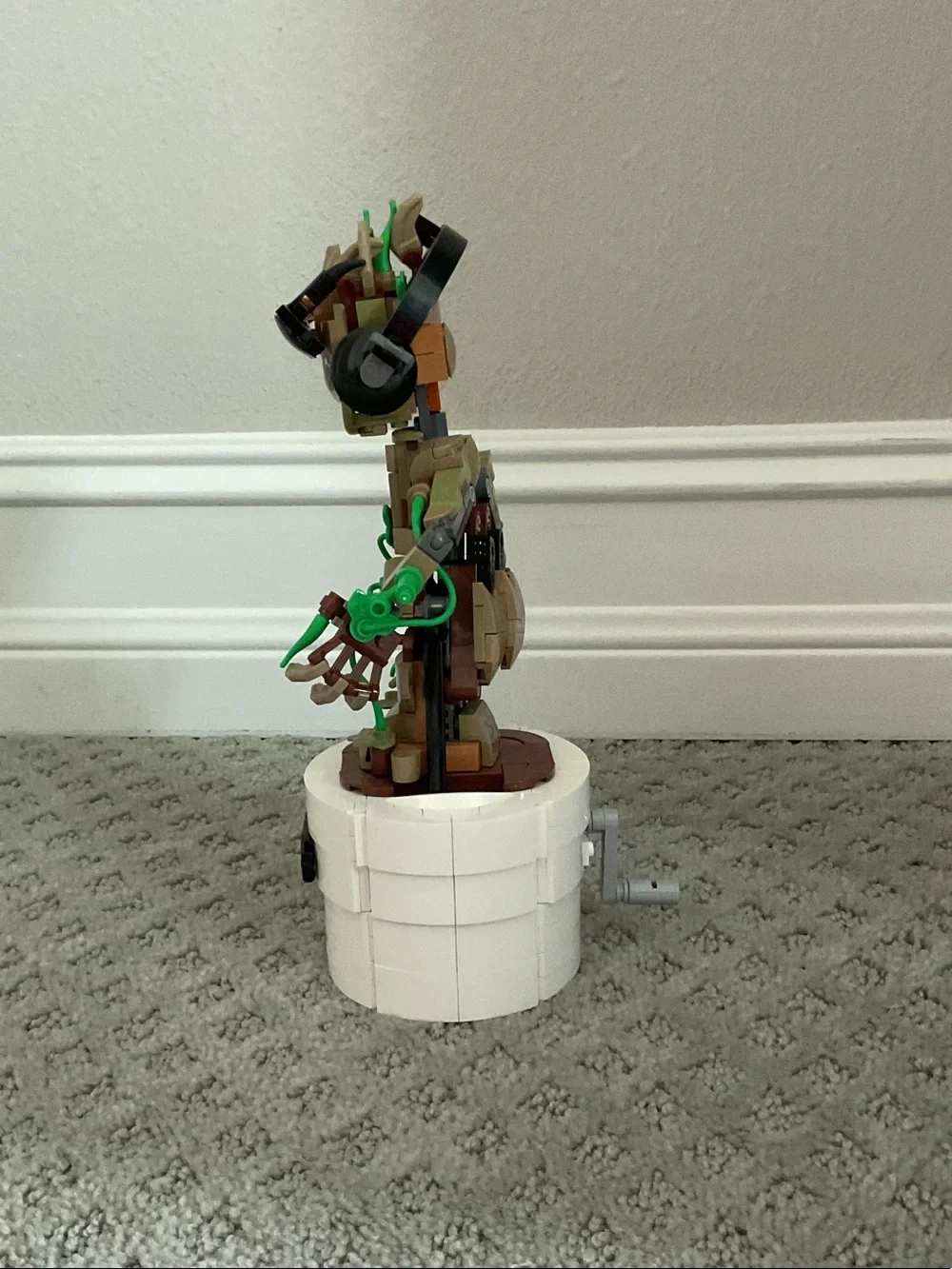 Lego Brown and Green Marvel Groot Display Figurine